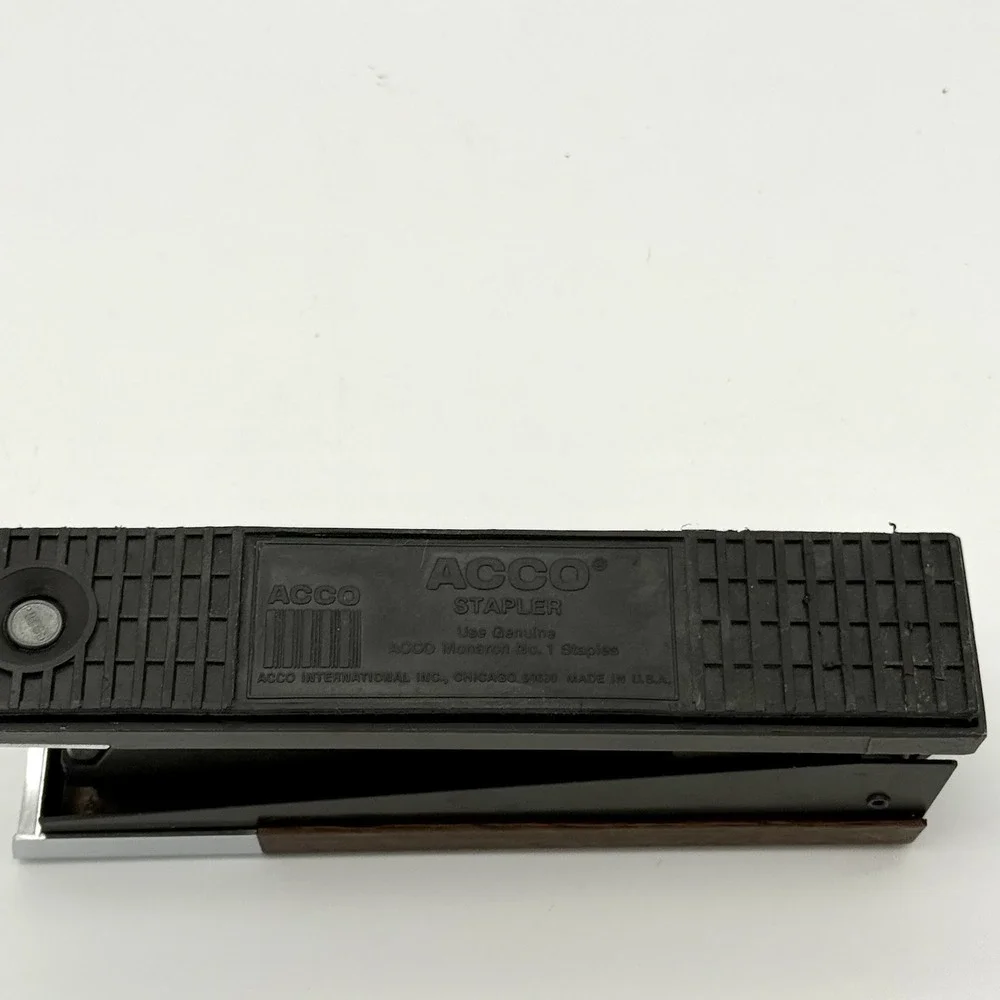 Vintage ACCO 20 Desk Stapler Faux Wood Grain Chrome Mid Century USA Working